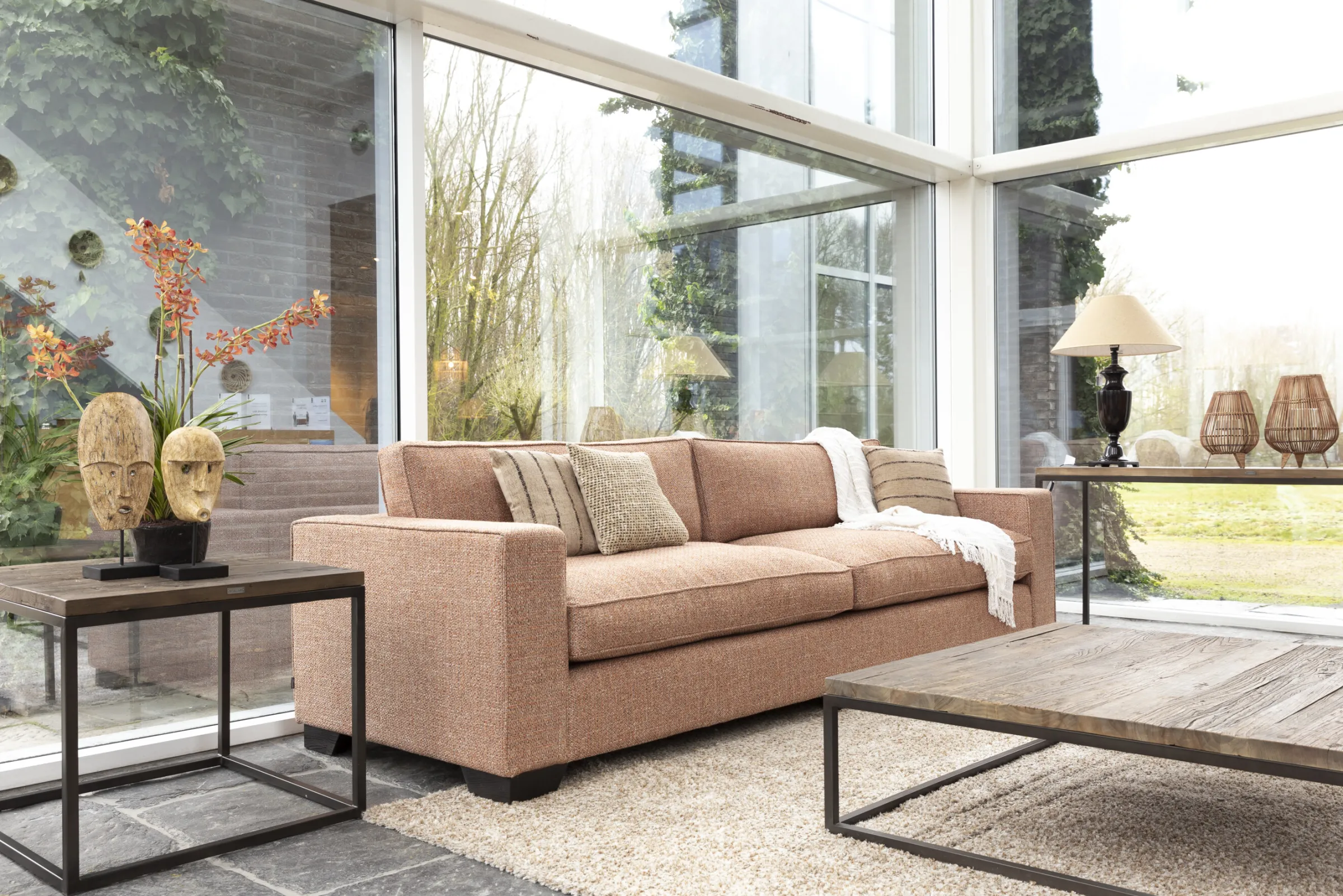 Flamant Anano, Masker, Te Voet^ Decoratie