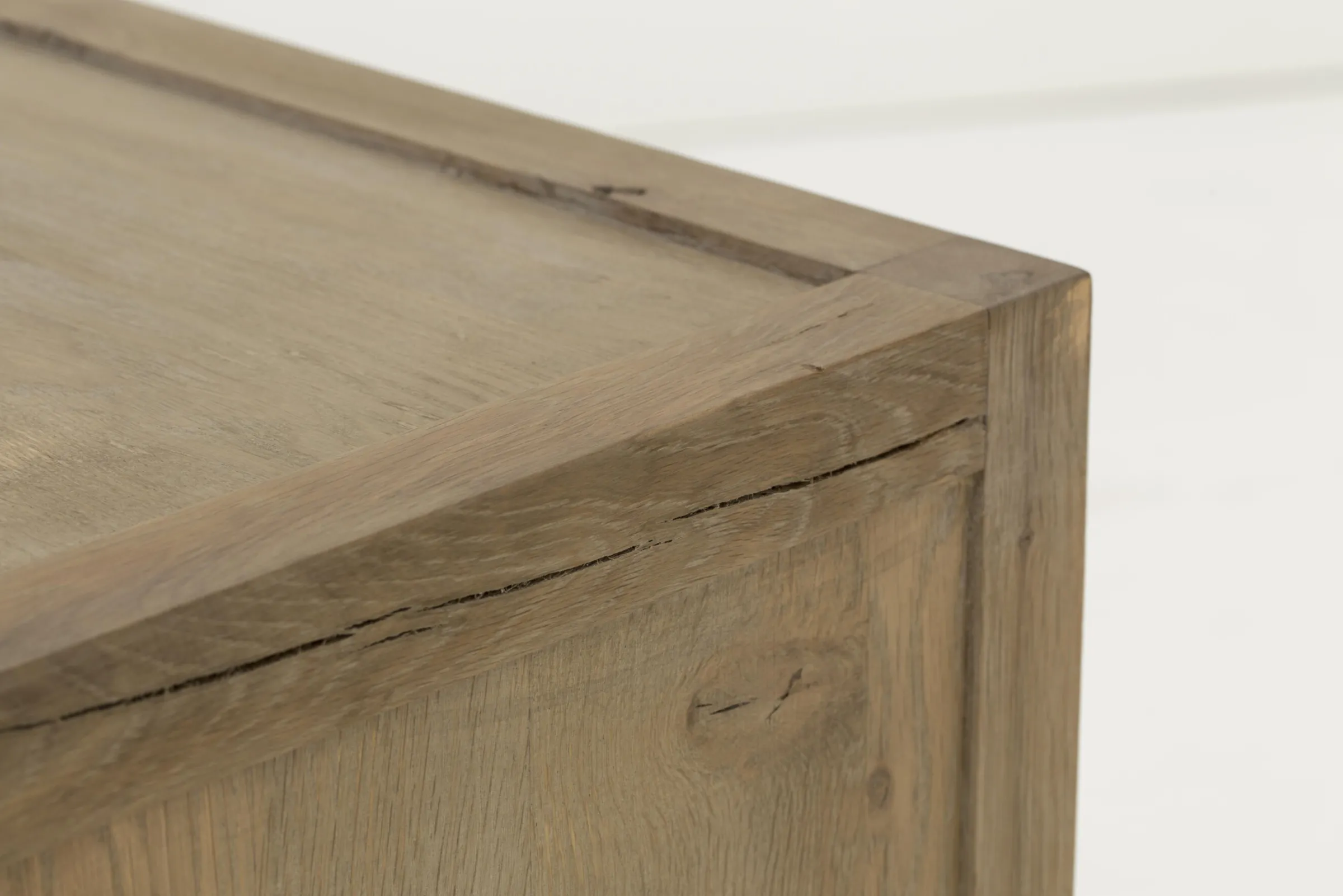 Flamant Cape Cod, Ladekast, Verweerd Eikenhout^ Moederdag