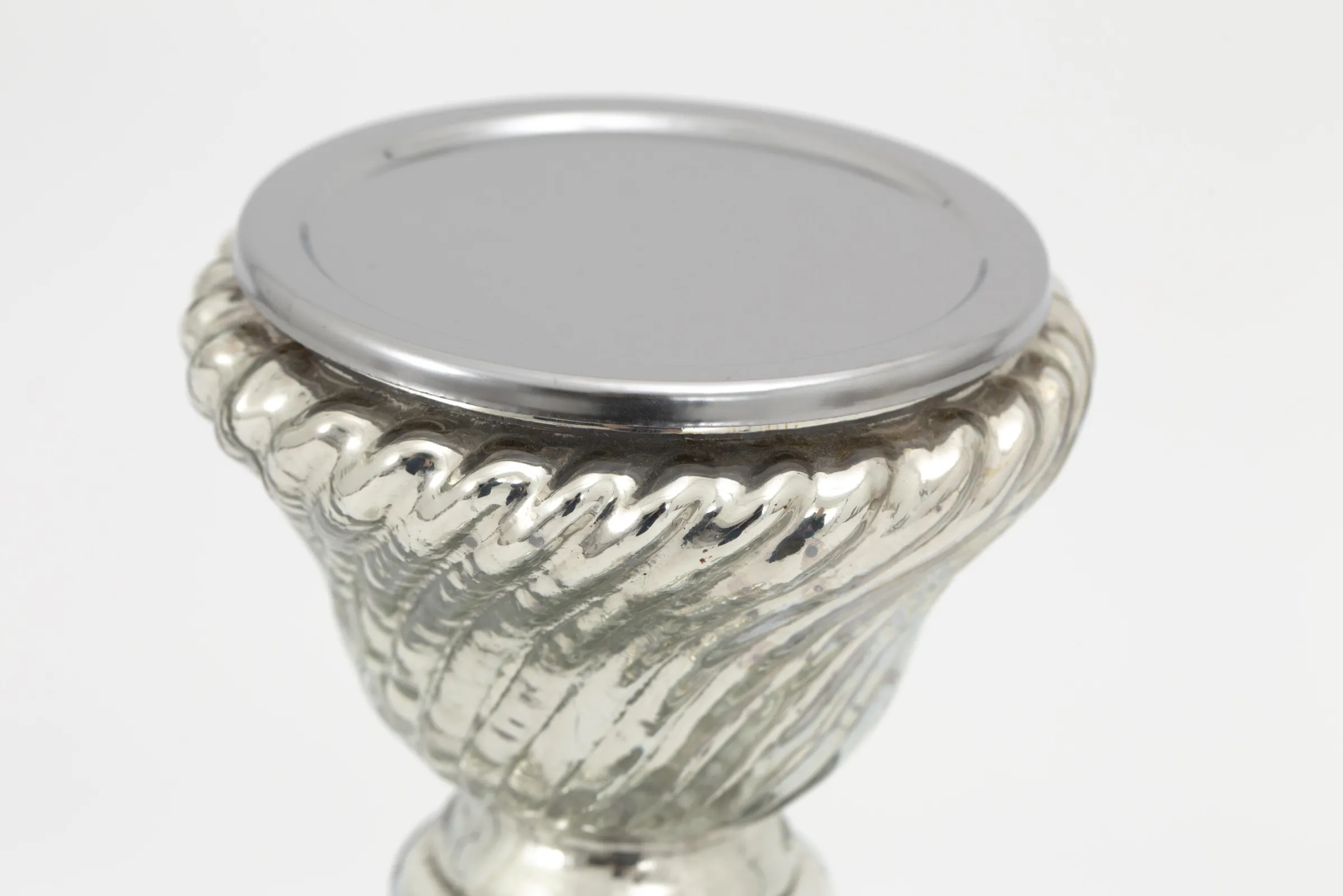 Flamant Darium, Kandelaar, Kwikglas, L^ Decoratie