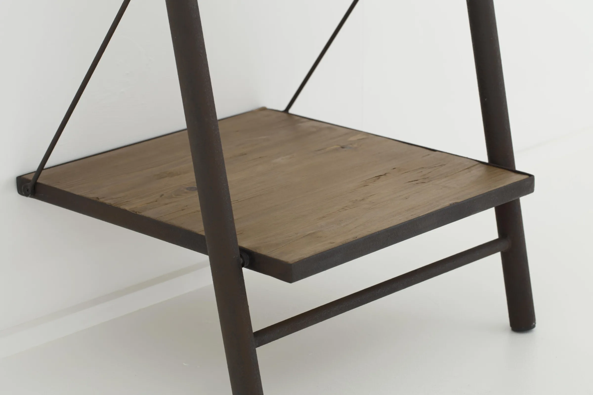 Flamant Marec, Rek, Ijzer En Gerecycleerde Spar, S^ Kasten