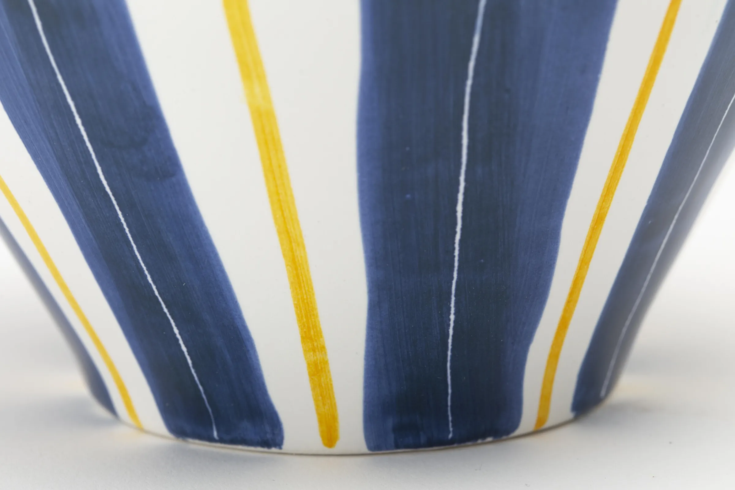 Flamant Nanna, Kom, Blauw^ Borden, Borden En Kommen