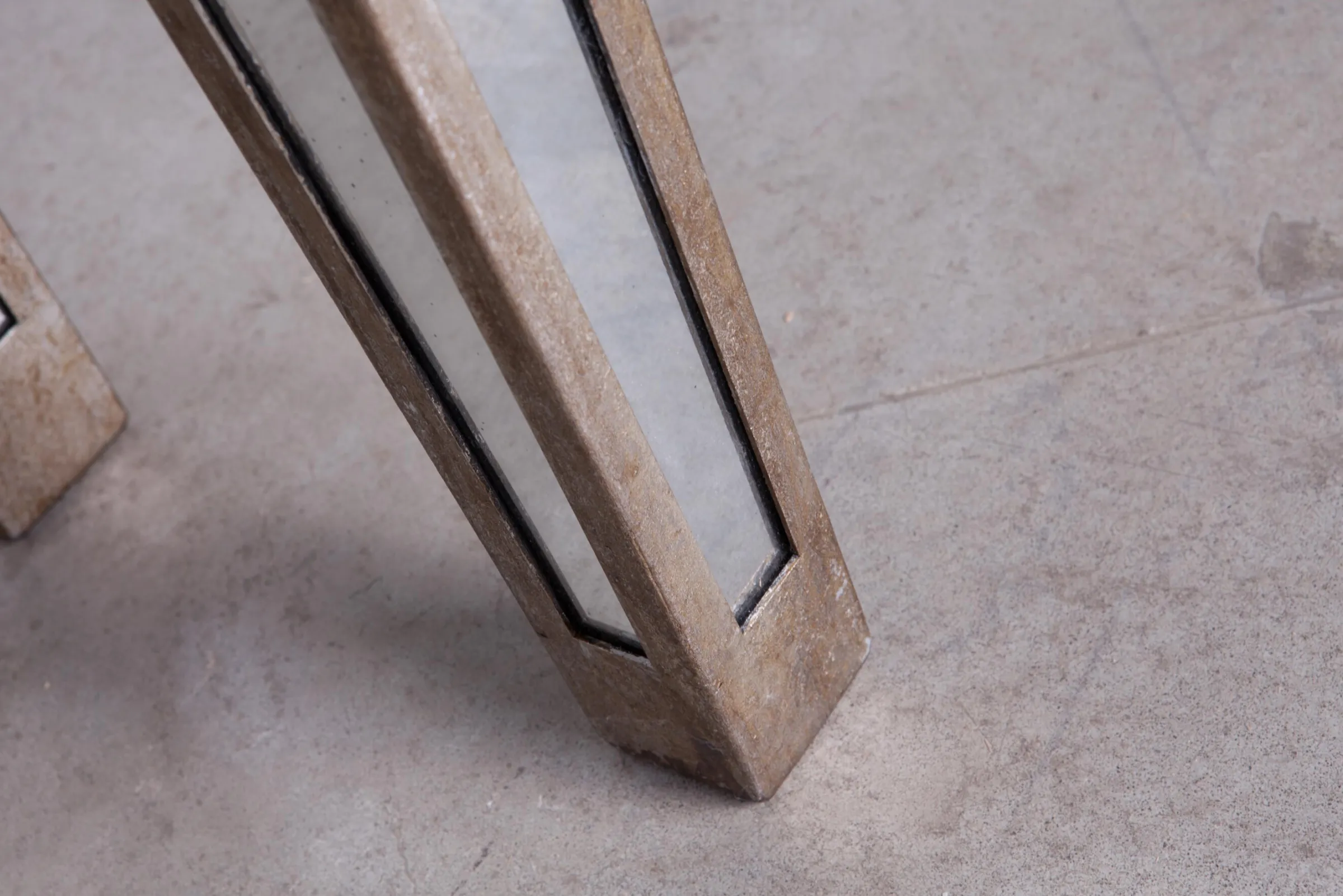 Flamant Naxos, Consoletafel, Spiegelglas En Hout^ Koffie Tafels