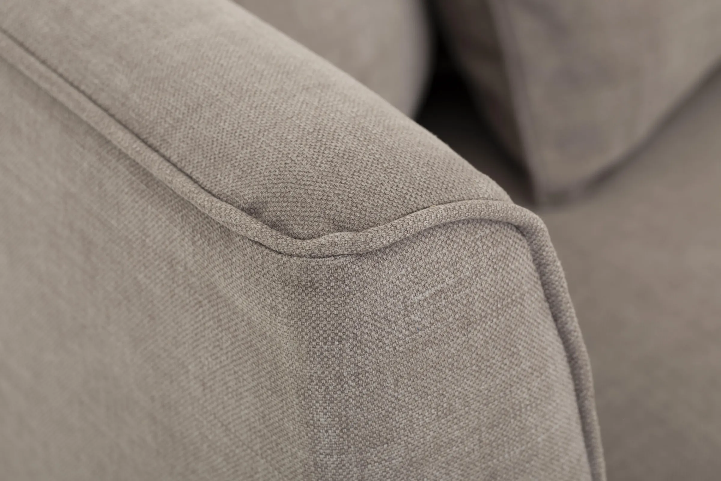 Flamant Roma, Zitbank, Fix^ Banken