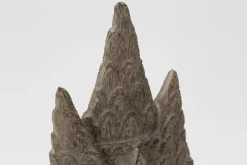 Flamant Saras, Hoofd^ Decoratie