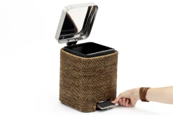 Flamant Togo, Afvalbak, Riet^ Decoraties