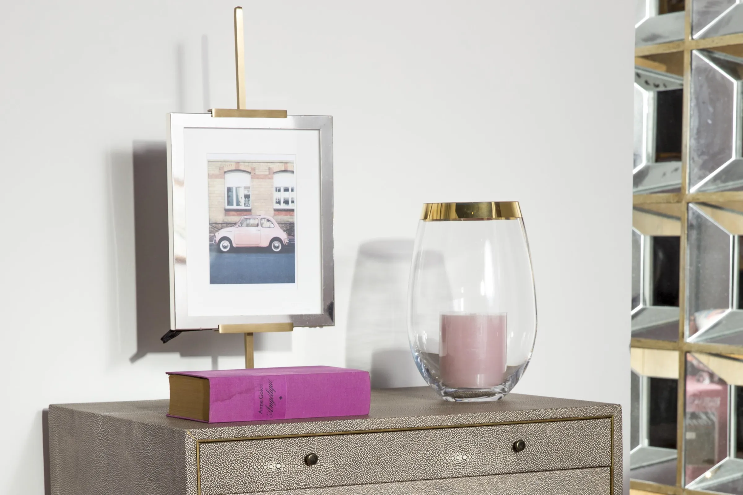 Flamant Verdu, Schildersezel, L^ Decoratie