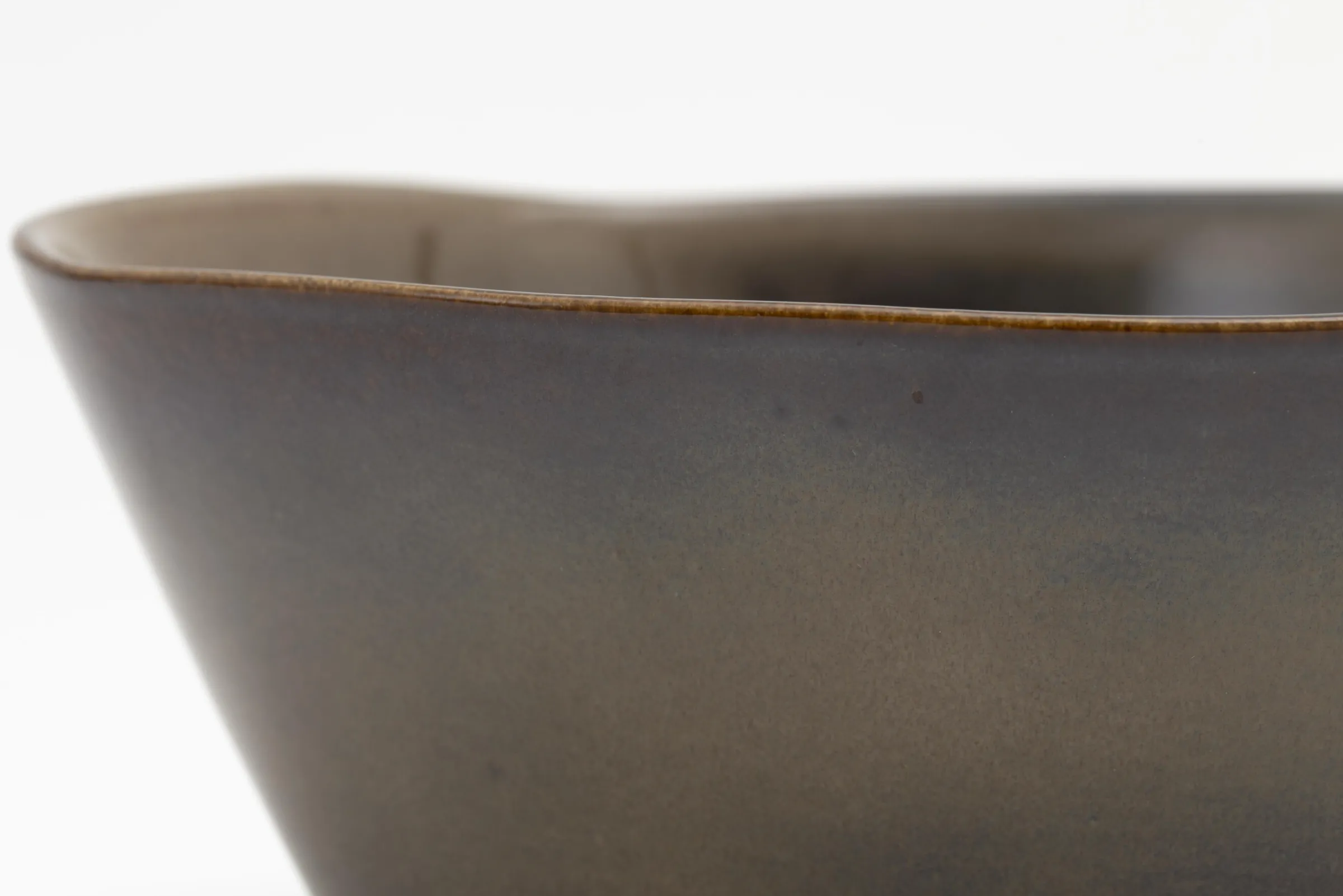 Flamant Vorm, Kom, Kaki^ Borden, Borden En Kommen